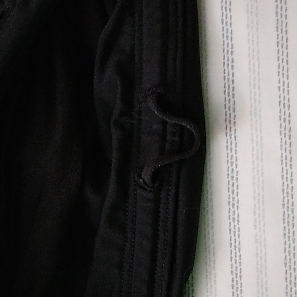 ATHLETA WOMENS ATHLETIC SPORTS SHORTS - Picture 8 of 8
